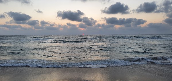 Aqueduct Beach
