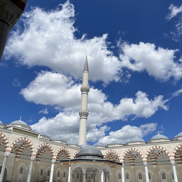 Grand Çamlıca Mosque