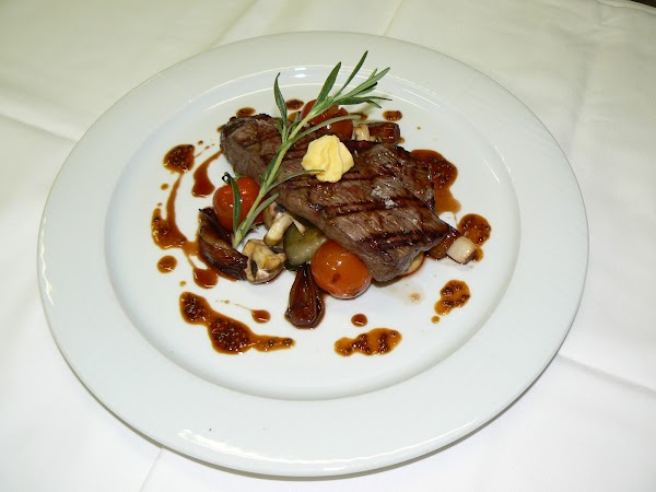 Papa's Living Restaurant