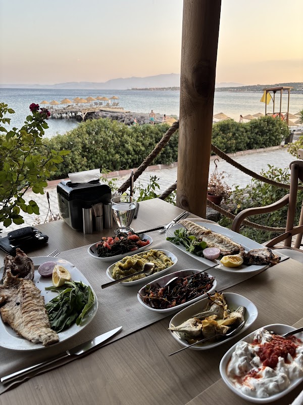 Assos Oveliskos Restaurant