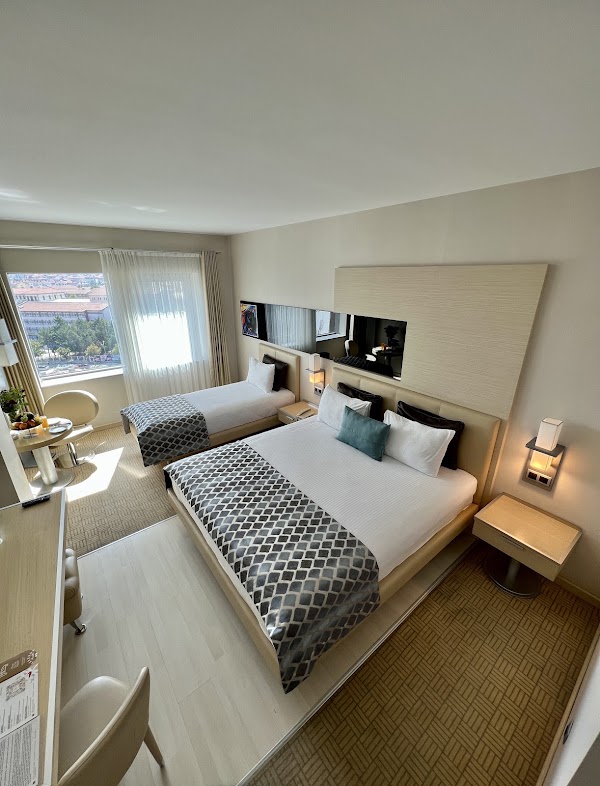 Anitta Hotel