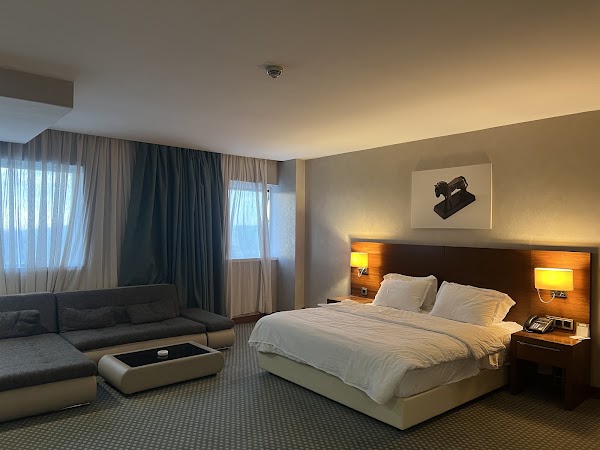 Nevali Hotel
