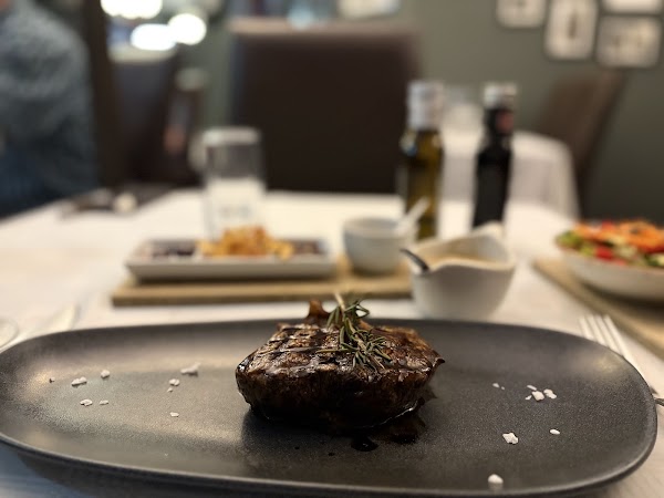 The Hussar Grill Kimberley
