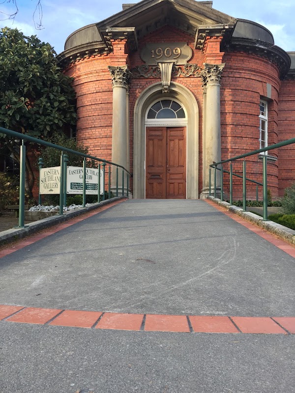 Eastern Southland Gallery