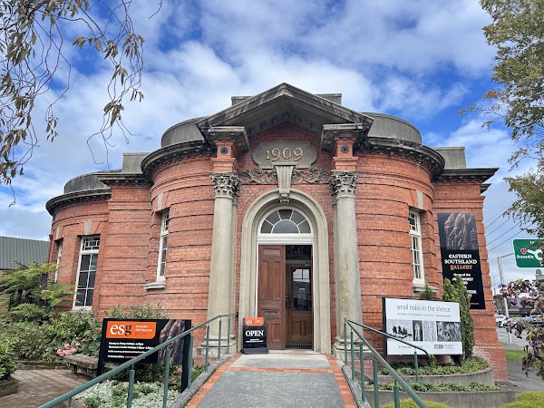 Eastern Southland Gallery
