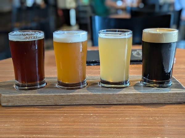 Corsaire - Microbrasserie Pirate / Pub La Traverse