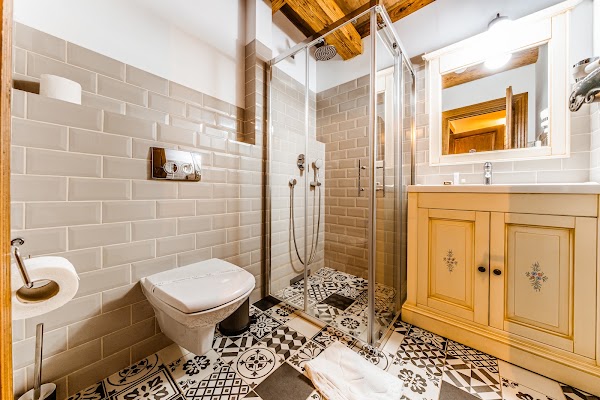 Casa Chitic Hotels