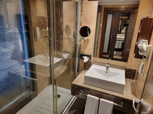 Kolin Hotel Spa & Convention Center