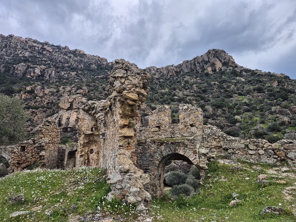 Yediler Manastırı