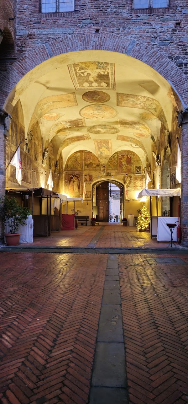 Palazzo dei Vicari