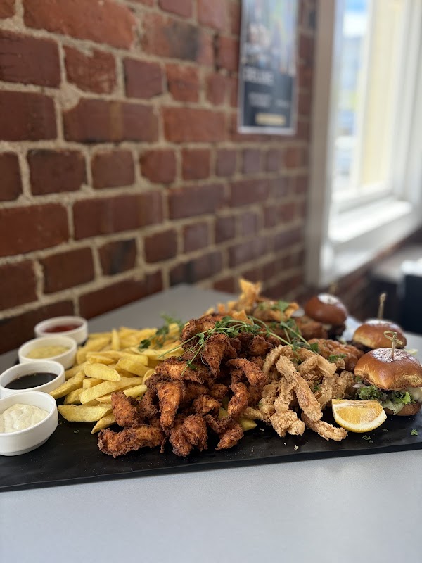 Fat Sally's Pub and Restaurant