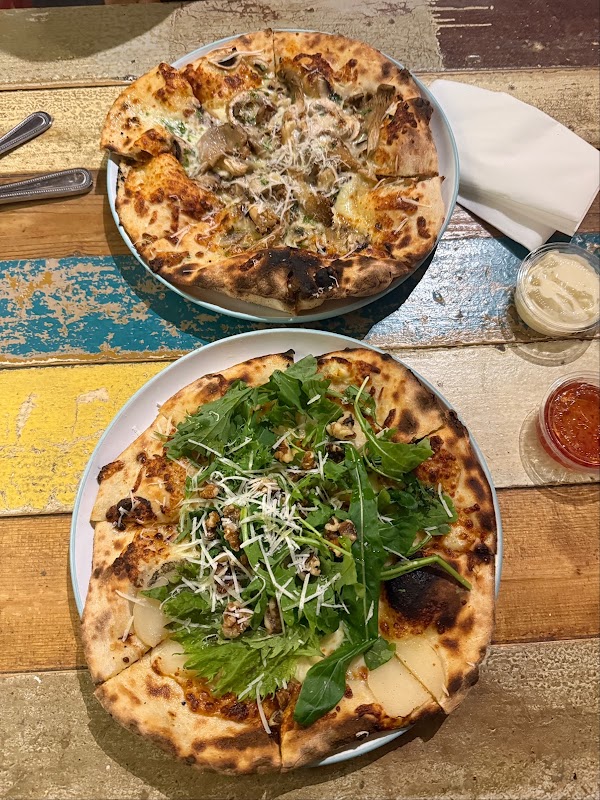 The Rusty Oven - Pizzeria
