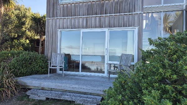 Curio Bay Accommodation