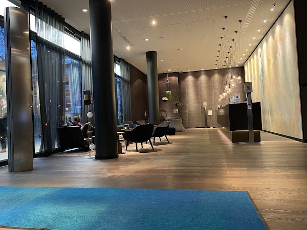Hotel Motel One Köln-Neumarkt