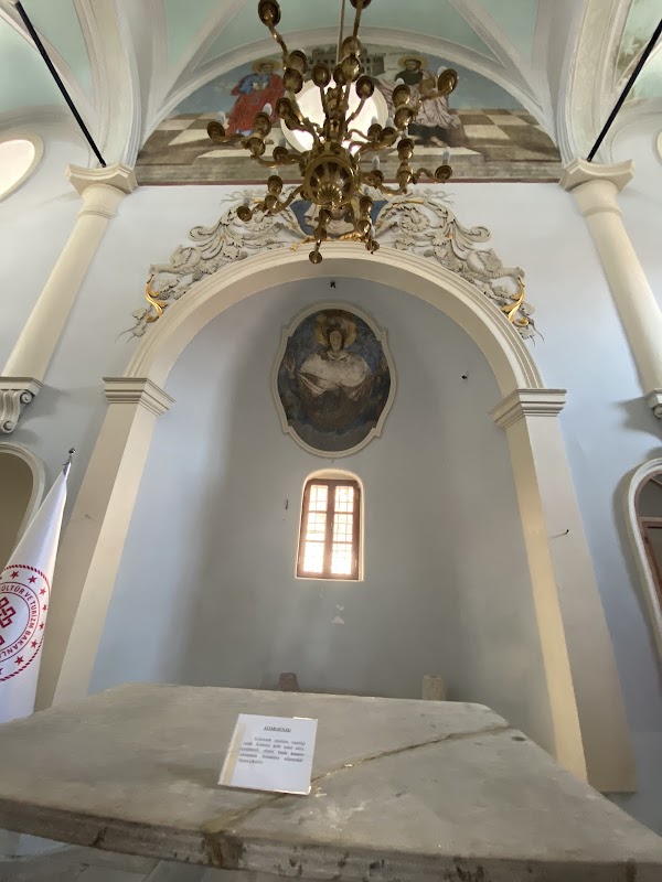 Taksiyarhis Memorial Museum
