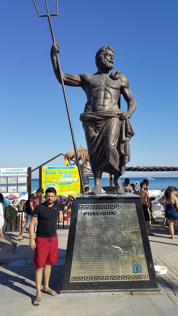 Altinkum Beach