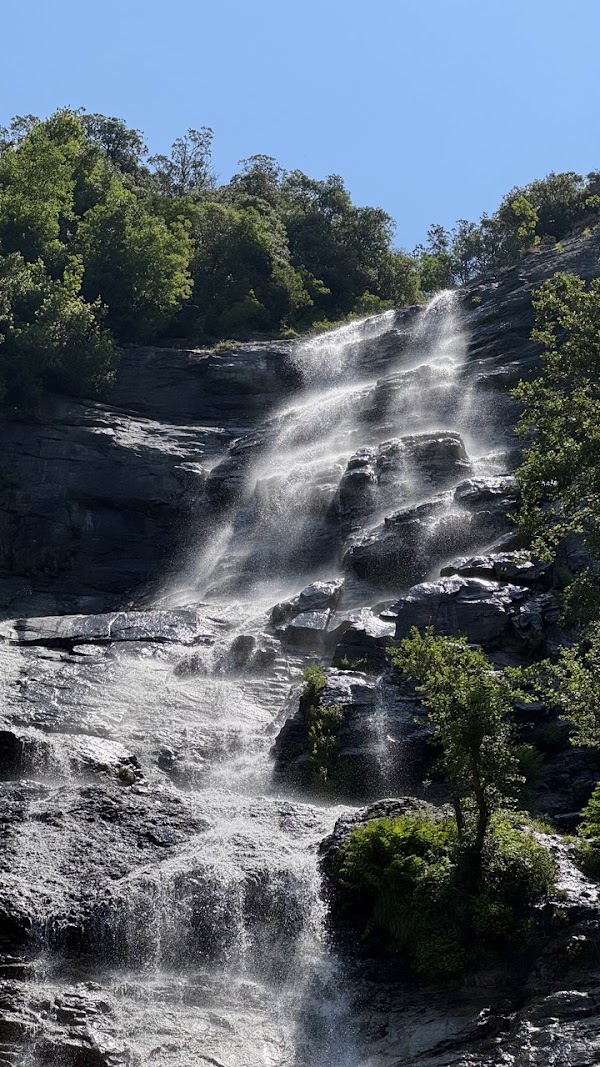 Cascade du Voile de la Mariée