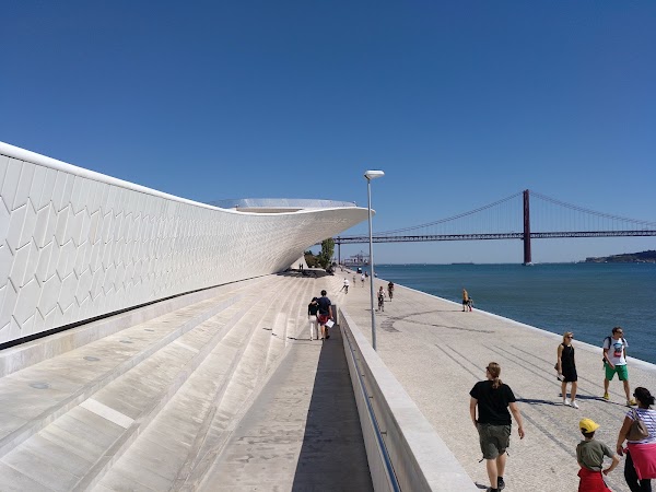 Musée d'Art, Architecture et Technologie