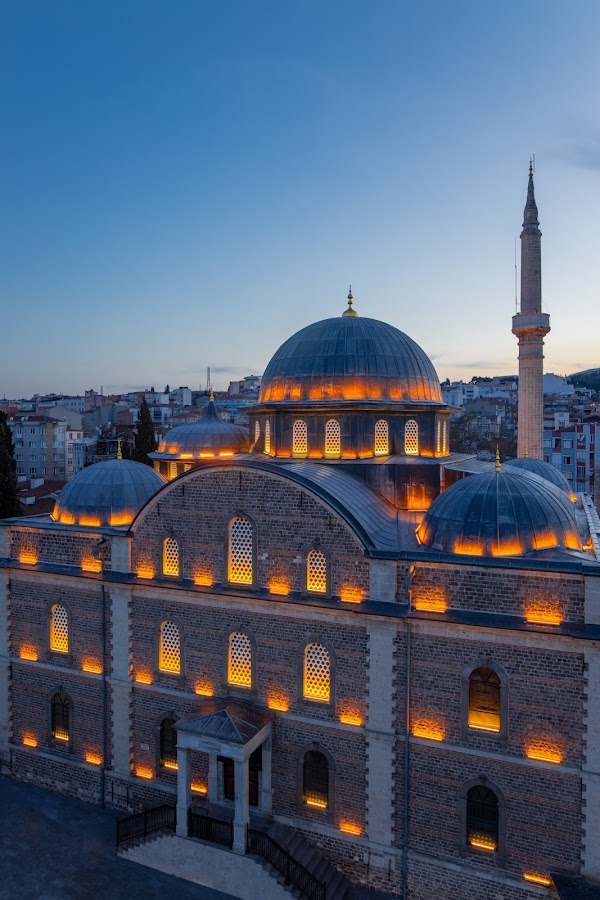 Zağnos Paşa Camii