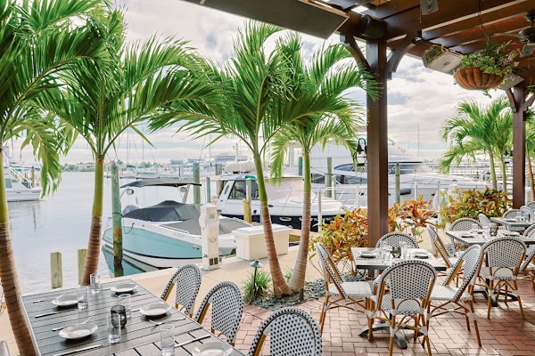 The Dock at Crayton Cove