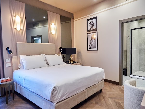 The Glam Boutique Hotel & Apt.