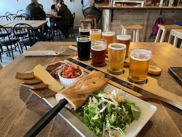 Aux Fous Brassant - Microbrasserie