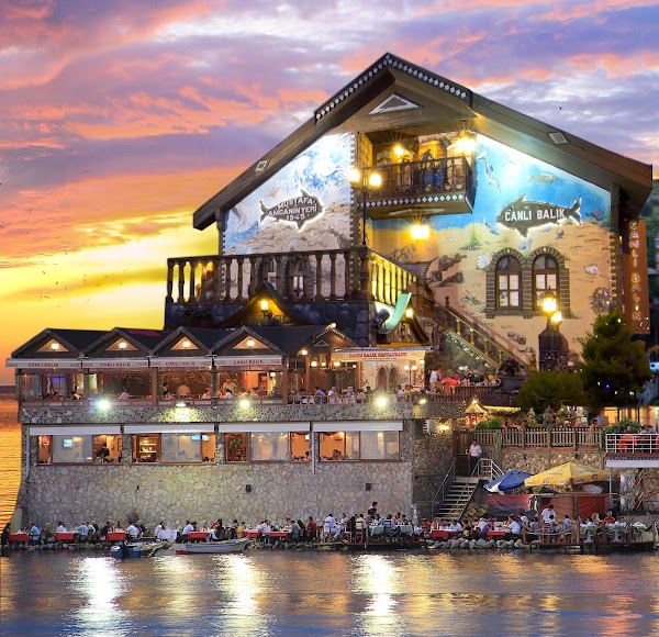 Mustafa Amca'nın Yeri - Canlı Balık Restaurant