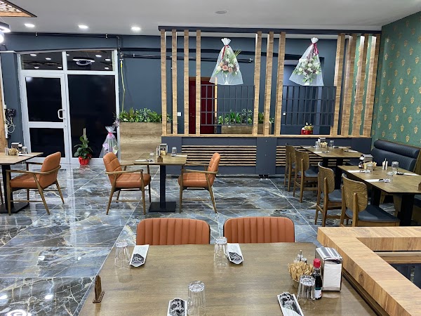 Büryancı Vahit Usta Yeni Çarşı Şubesi