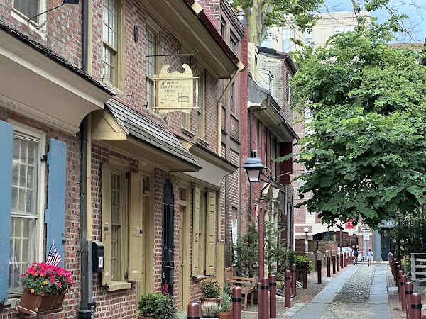 Elfreth's Alley Museum