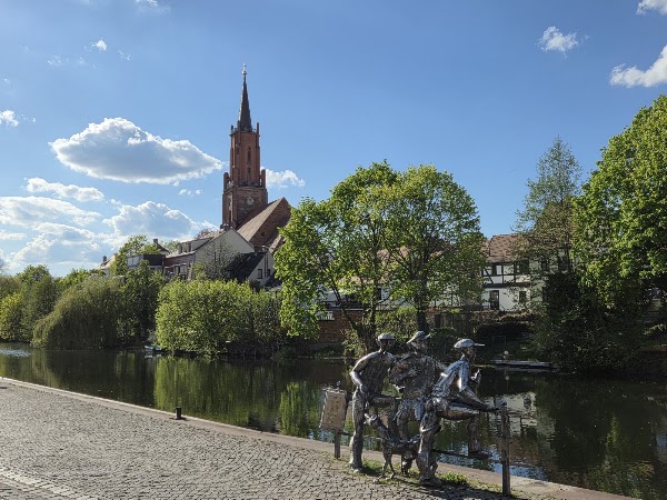 Restaurant u. Pension Zum Alten Hafen