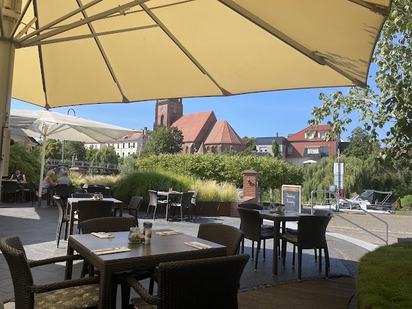 Restaurant u. Pension Zum Alten Hafen