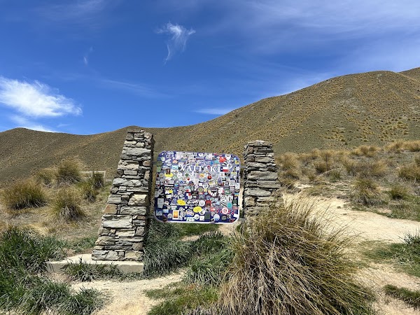 Lindis Pass Viewpoint