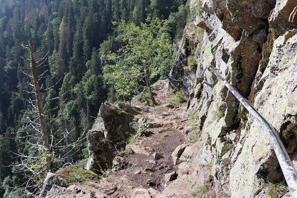 Sentier Des Roches