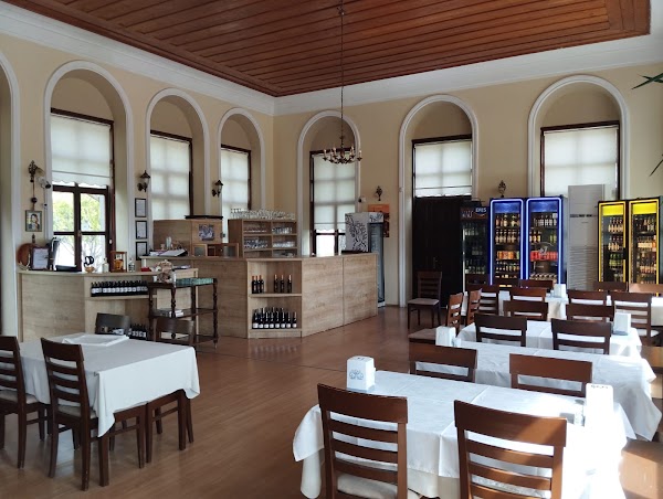 Akropolis Restaurant