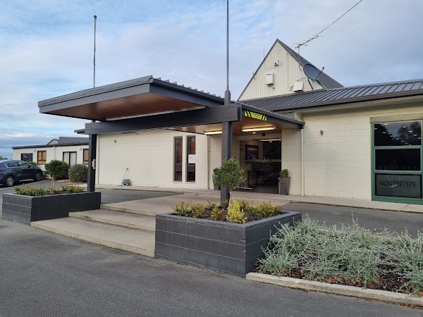 Rosebank Lodge Motor Hotel