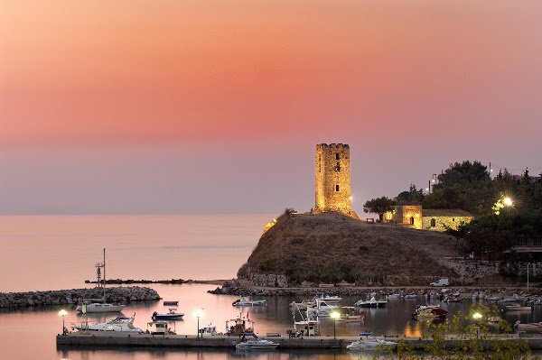 Saint Paul Bizans Kulesi