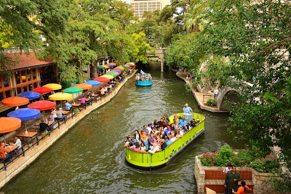 GO RIO San Antonio River Cruises