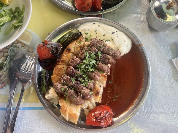 Doyuran Manisa Kebap