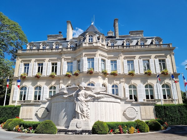 Avenue de Champagne