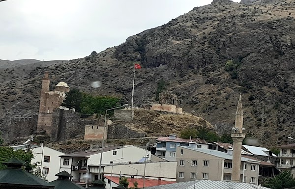 İspir Kalesi