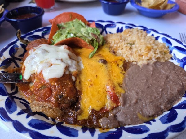 Mi Tierra Cafe y Panaderia