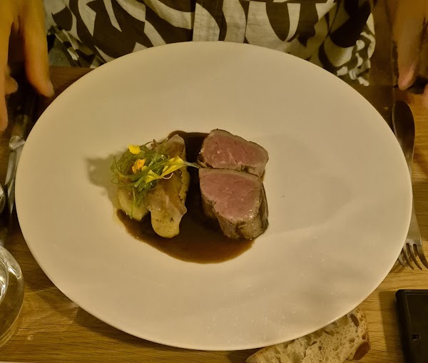 Restaurant LES CAVES HENRI 4