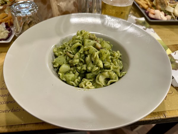 Osteria Grotesque