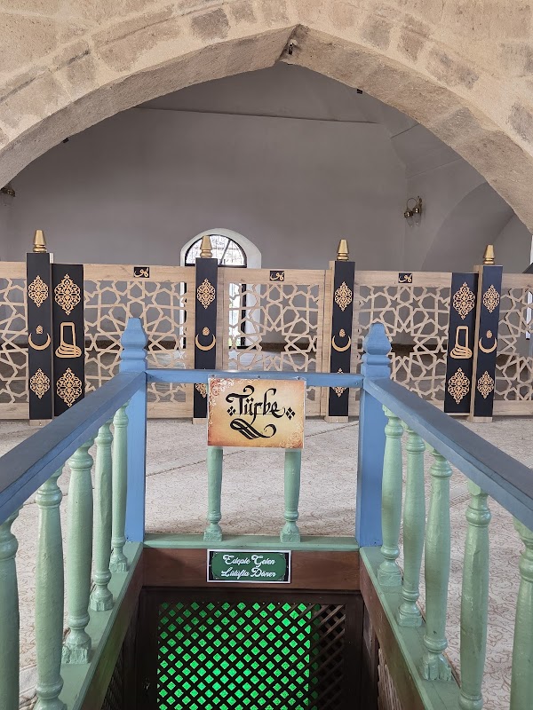Dönenler Camii