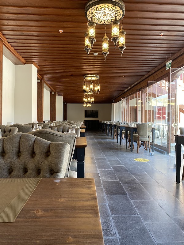 Tarihi Taşhan Otel & Restoran