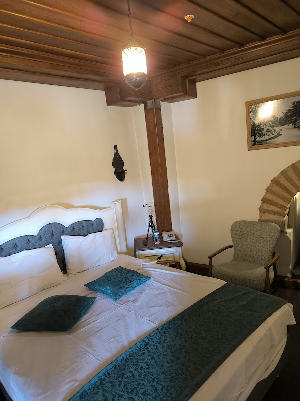 Tarihi Taşhan Otel & Restoran