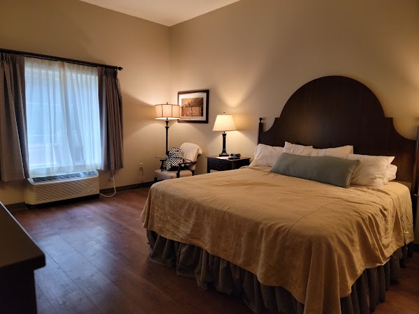 Chateau Saint Denis Hotel
