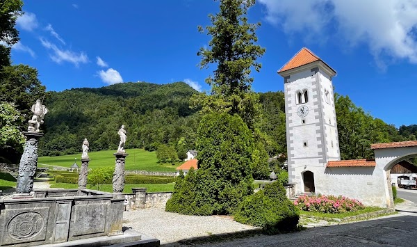 Polhograjska graščina Polhov Gradec