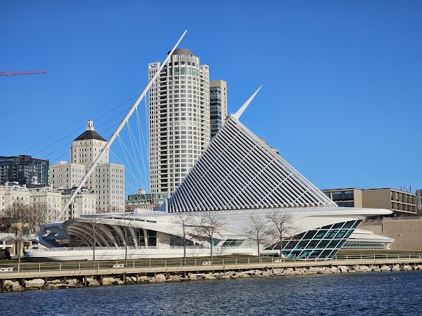 Milwaukee Art Museum
