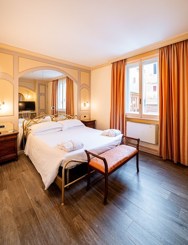 Phi Hotel Canalgrande